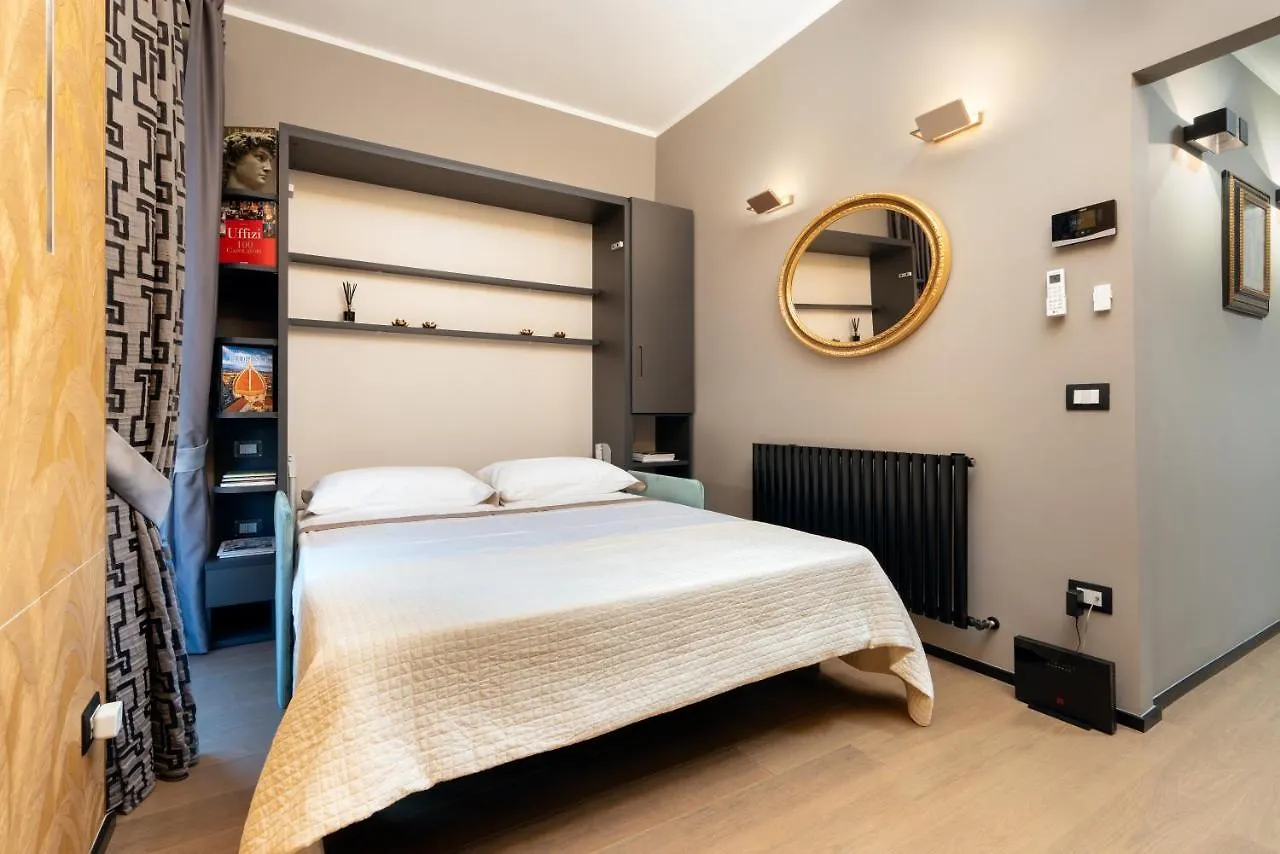 Florence Holiday Apartment Suite Terrace Jacuzzi contacts